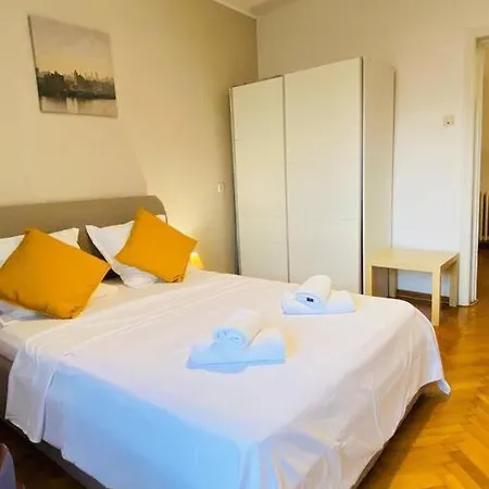 Cozy Apartament